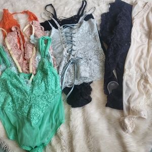 We are Hah bodysuit lot 8 pieces